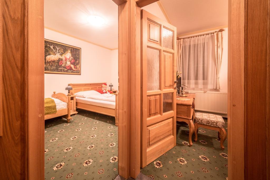 Hotel Diana Stráža Eksteriør billede